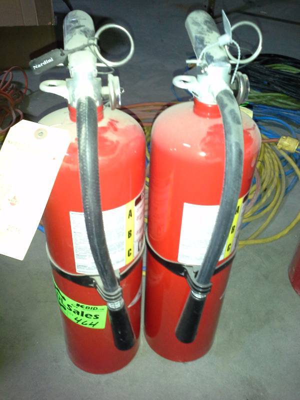 lot 464 image: Medium Sized Fire Extinguisher