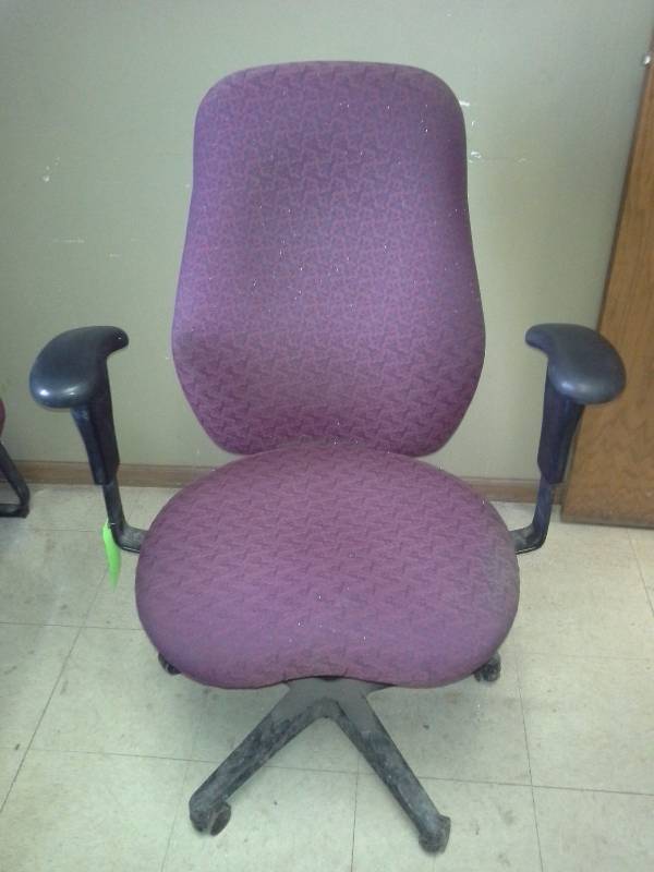 lot 481 image: Office Chair