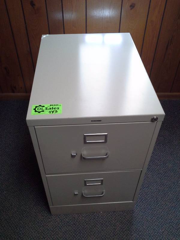 lot 483 image: File Cabinet