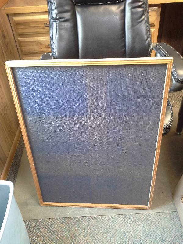 lot 494 image: Bulletin Board