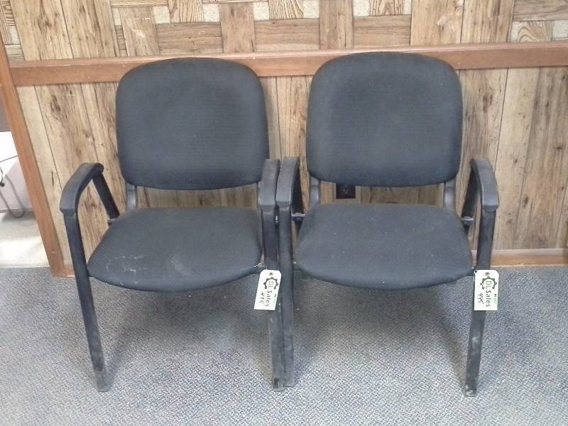 lot 495 image: Office Chairs