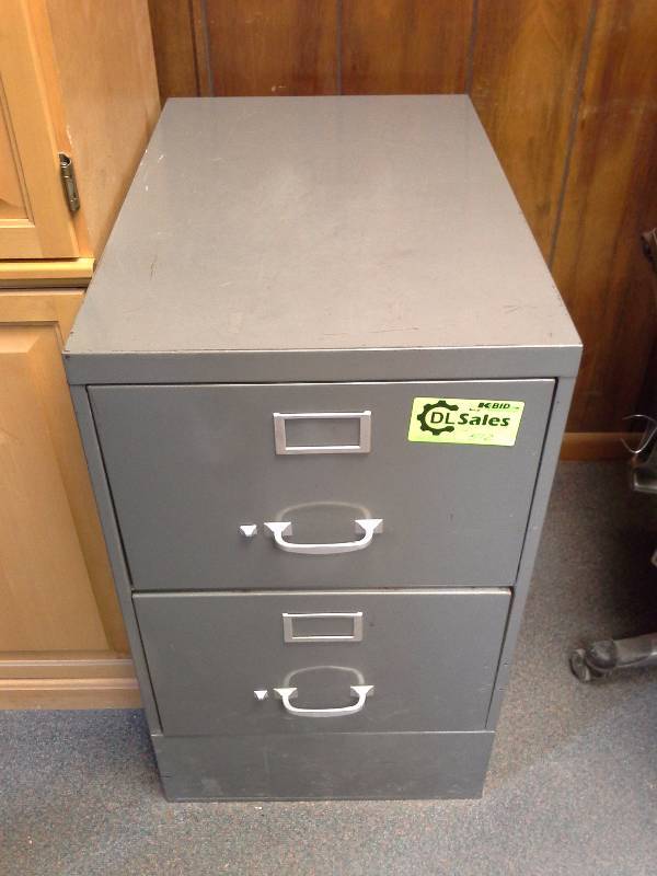 lot 512 image: File Cabinet