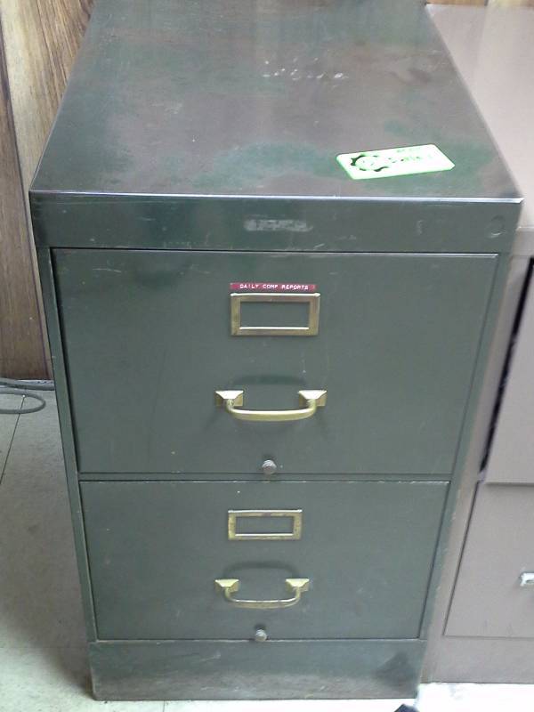 lot 526 image: File Cabinet