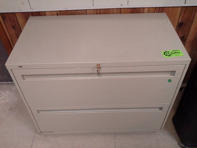 lot 528 image: Hoizontal Legal File Cabinet