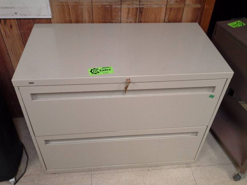 lot 530 image: Hoizontal Legal File Cabinet
