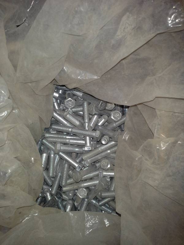 lot 132 image: Bolts
