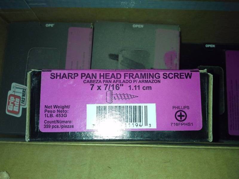 lot 152 image: Zip Screws