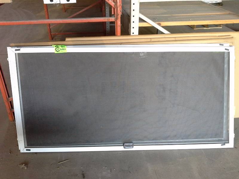 lot 397 image: Sliding Screen Door