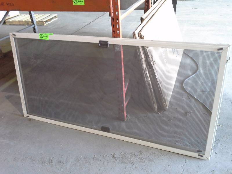 lot 398 image: Sliding Screen Door