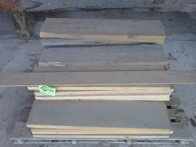 lot 383 image: Wood Decking for Pallet Racking