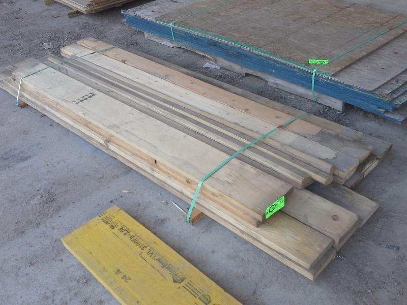 lot 367 image: Lumber