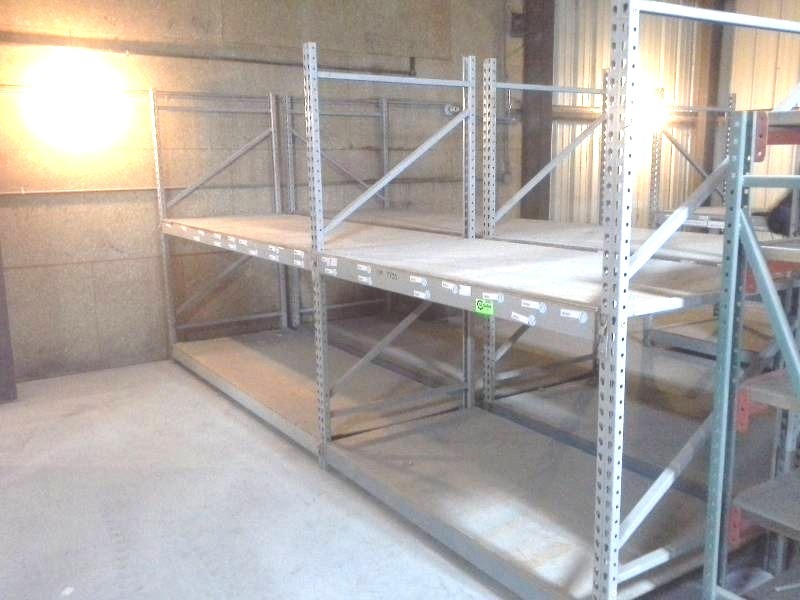 lot 7 image: Pallet Racking