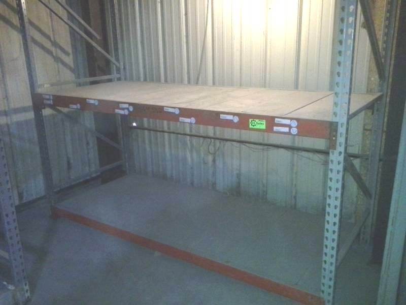 lot 11 image: Pallet Racking