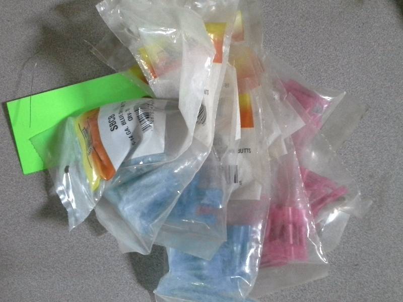 lot 48 image: Lot of 8 pkgs of shrink butts