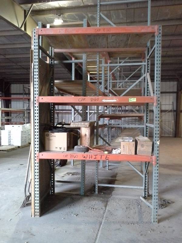lot 54 image: Pallet Racking