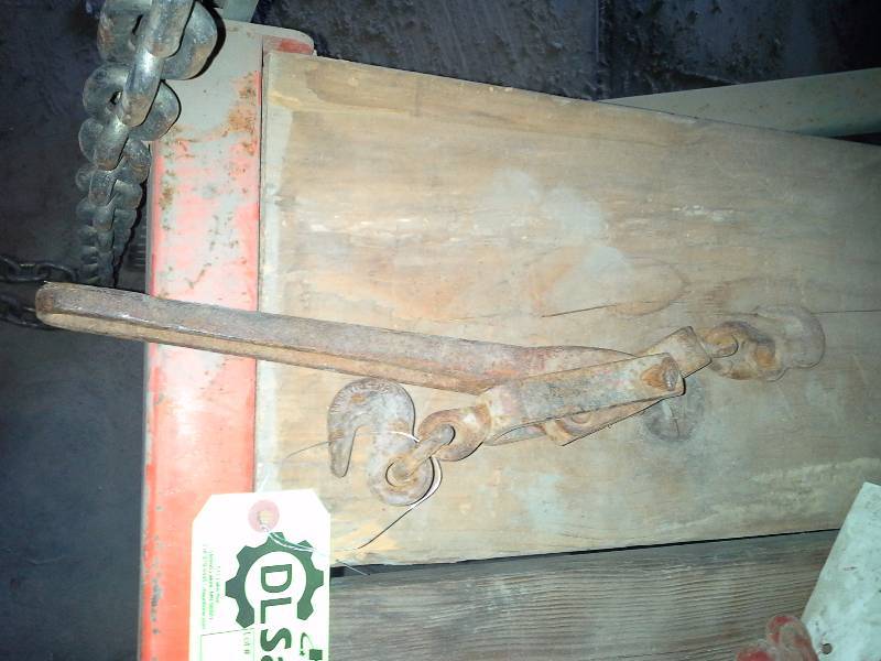 lot 57 image: Load Binder