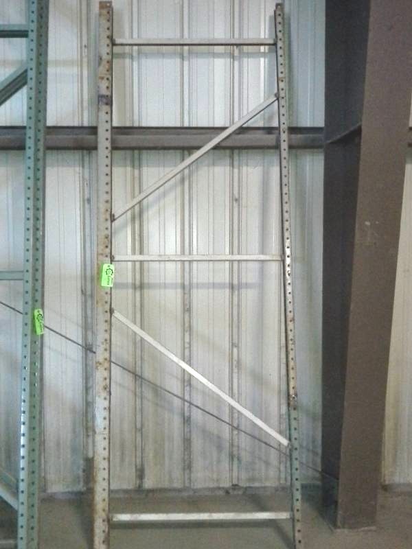 lot 74 image: Pallet Racking
