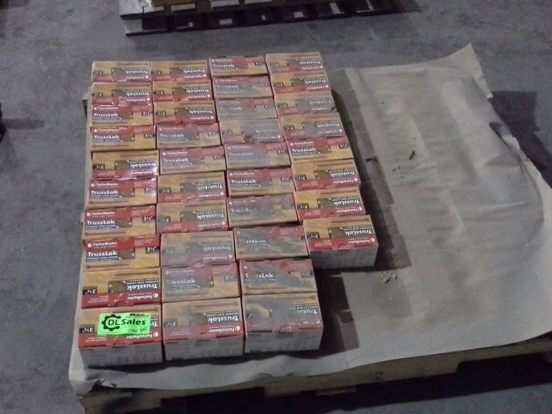 lot 196 image: Wood Screws