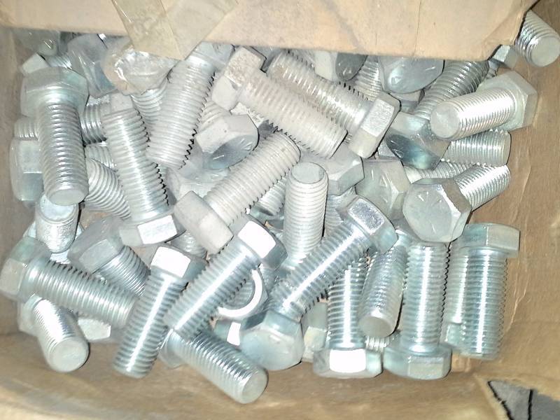 lot 109 image: Box of Bolts
