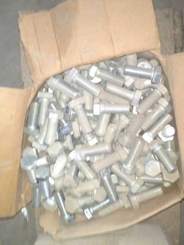 lot 113 image: Box of Bolts