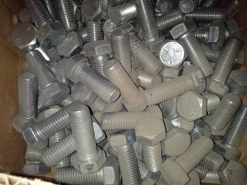 lot 116 image: Box of Bolts