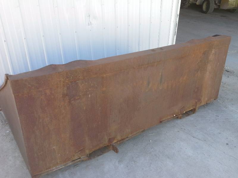 lot 381 image: Steel Bucket
