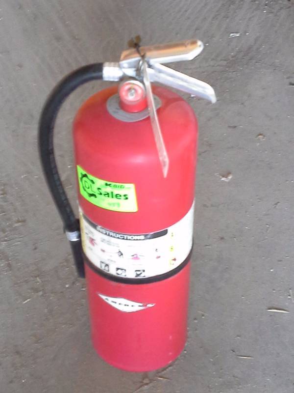 lot 453 image: Large Sized Fire Extinguisher