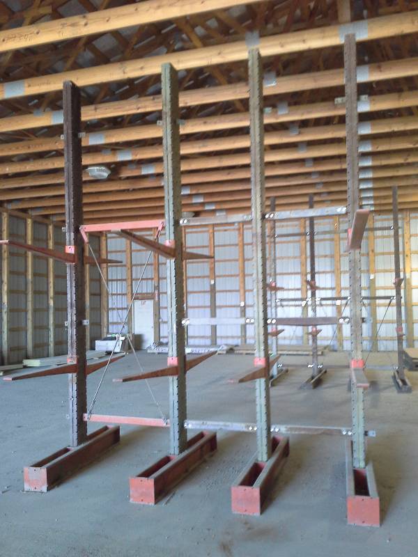 lot 260 image: Cantalever Racks
