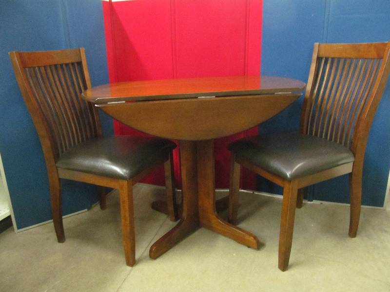 table and chairs