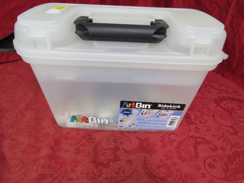 lot 7 image: Art Bin