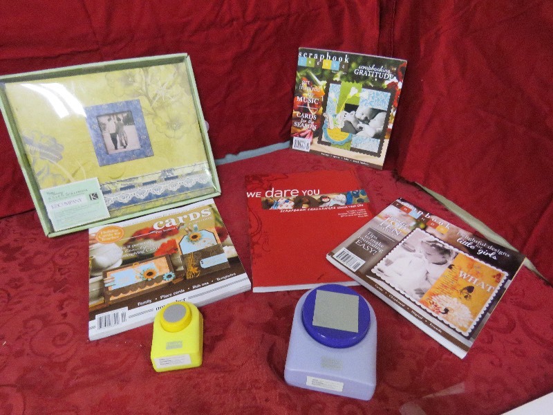 lot 13 image: Craft Books