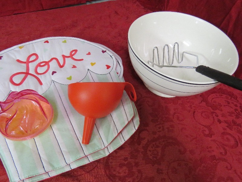 lot 17 image: Kitchen Lot