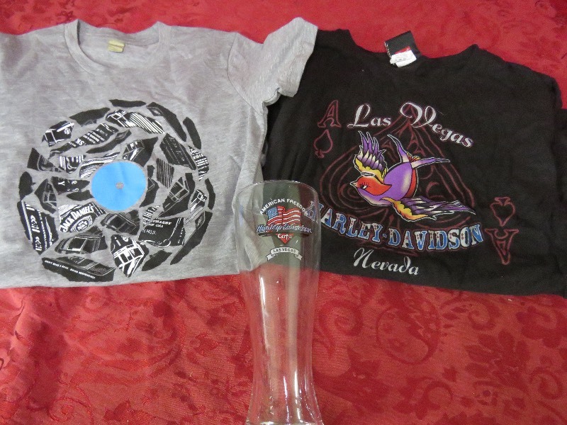 lot 21 image: Harley Davidson Lot