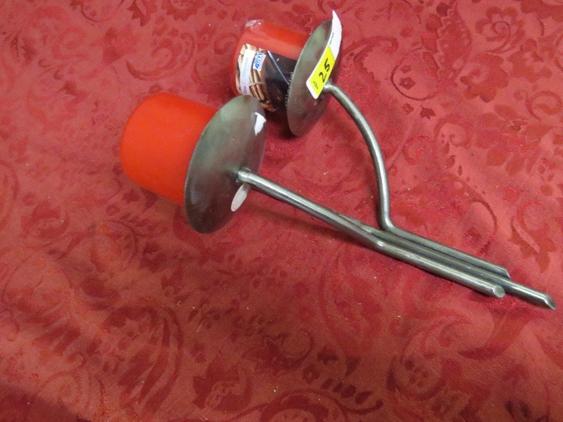 lot 25 image: Hanging Candle Holders