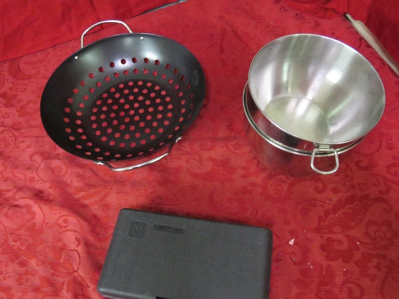 lot 31 image: Outdoor lot