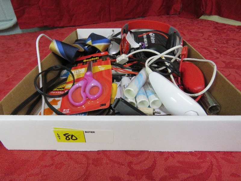 lot 80 image: this and that