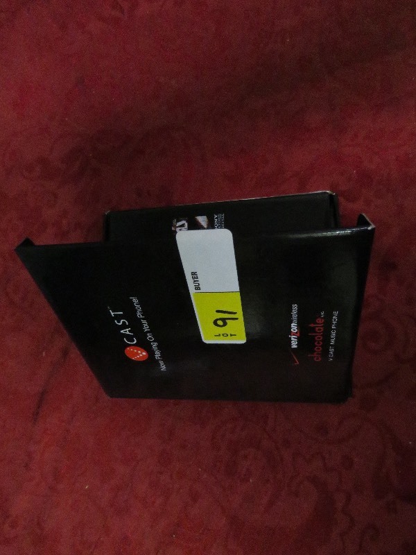 lot 91 image: Cell Phone lot