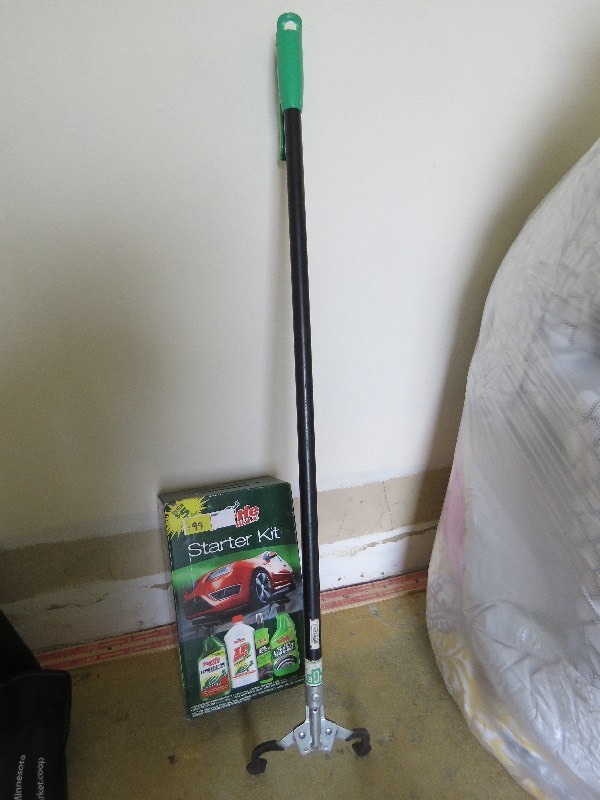 lot 99 image: Garage Lot