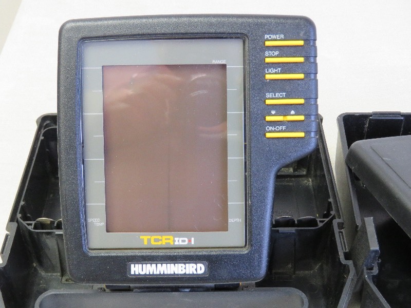 lot 90 image: Hummingbird Fish Finder