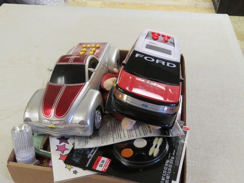 lot 122 image: Kids Lot