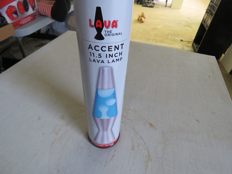 lot 148 image: Lava Lamp