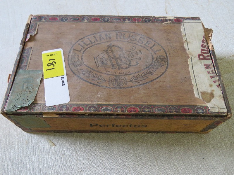 lot 181 image: Vintage Cigar Box