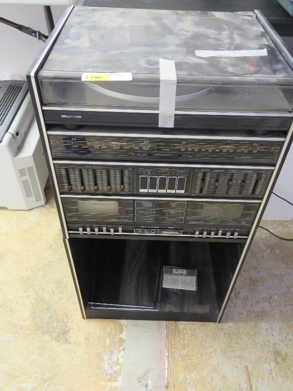 lot 190 image: Vintage Stereo�