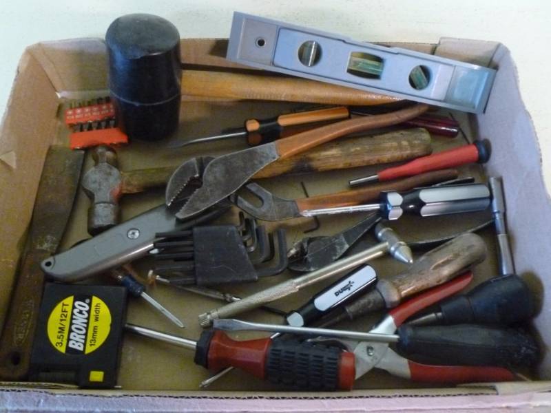 lot 26 image: Tools