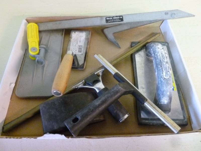 lot 33 image: Tools