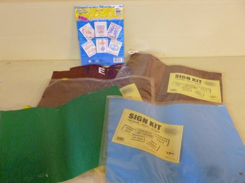 lot 50 image: Sign Kits