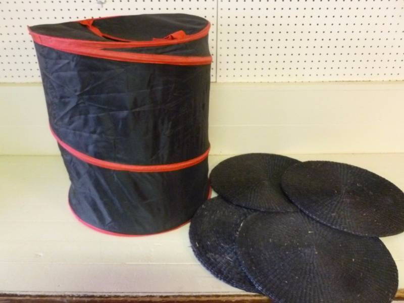 lot 68 image: Fold Up Storage Bin