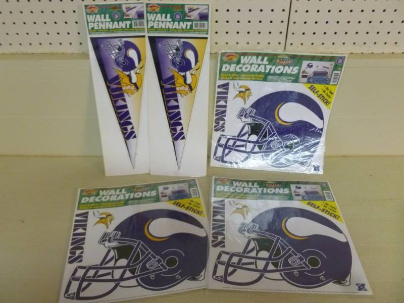 Minnesota Vikings Collectible  Manannah #209 Collector Toys