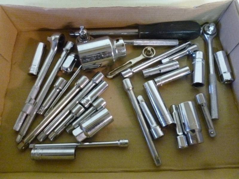 lot 109 image: Tools