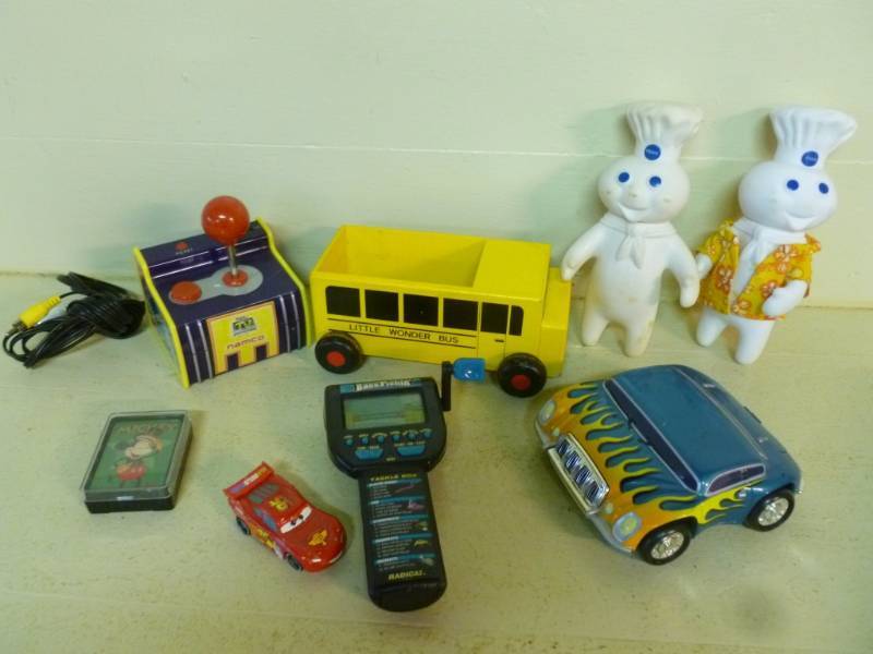 lot 114 image: Toys